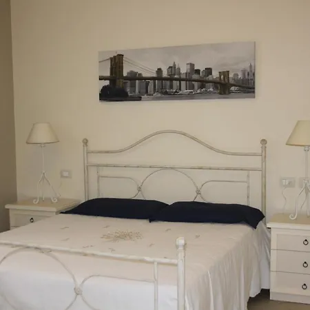 Casa Vacanza Dei Re-by Goccia Di Lago Apartment